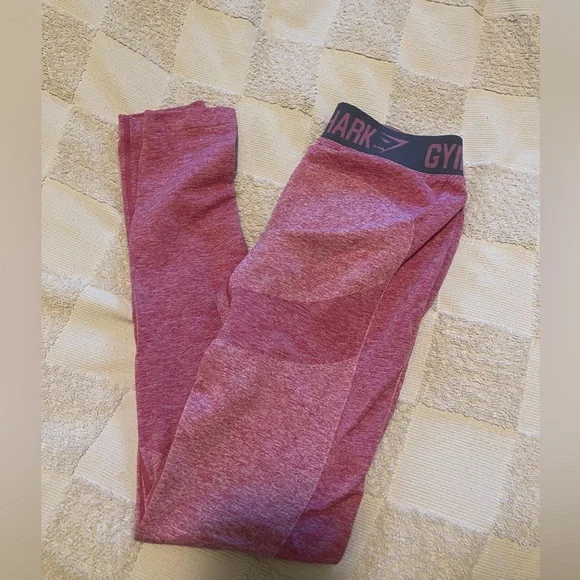 Gymshark Pink Leggings - Picture 1 of 3